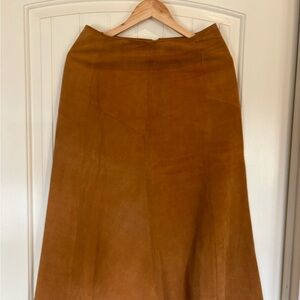 Chic Tan A-Line Suede Skirt